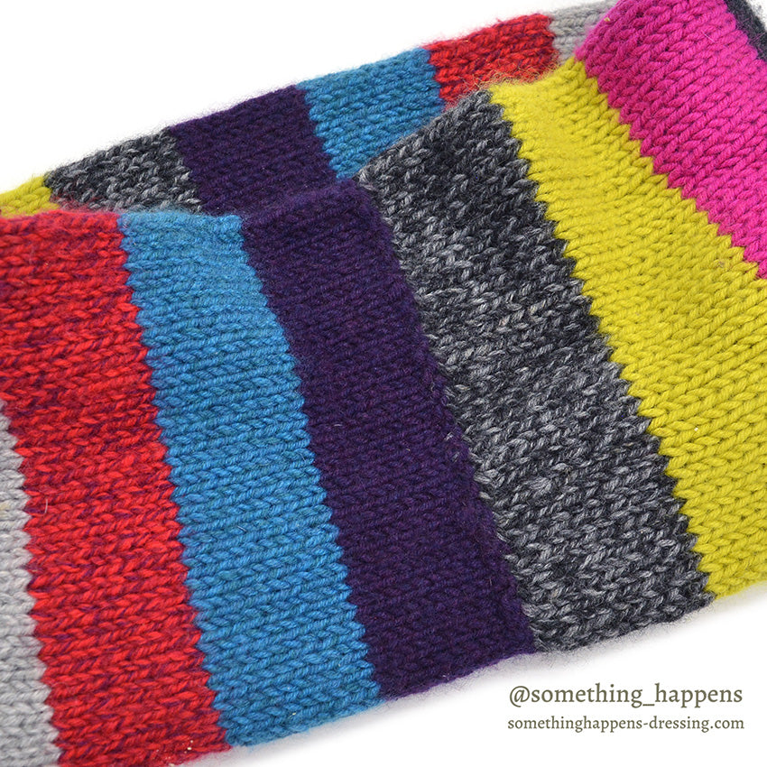 OLD MULTI COLOR WOOL NECK WARMER...