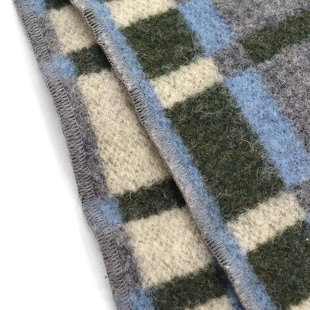 RARE VINTAGE INDIAN WOOL BLANKET / SMALL SIZE