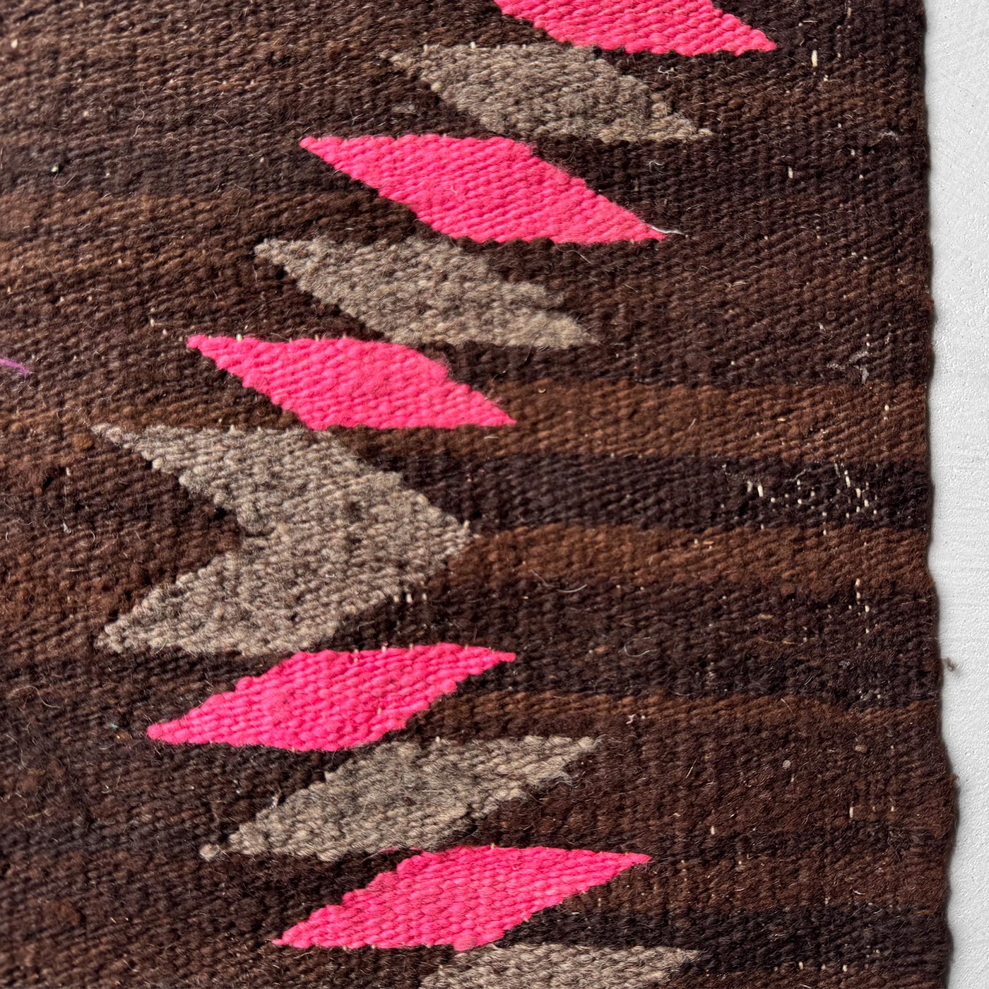c.1940 NAVAJO RUG PINK DIAMONDS / SINGLE SADDLE BLANKET ...