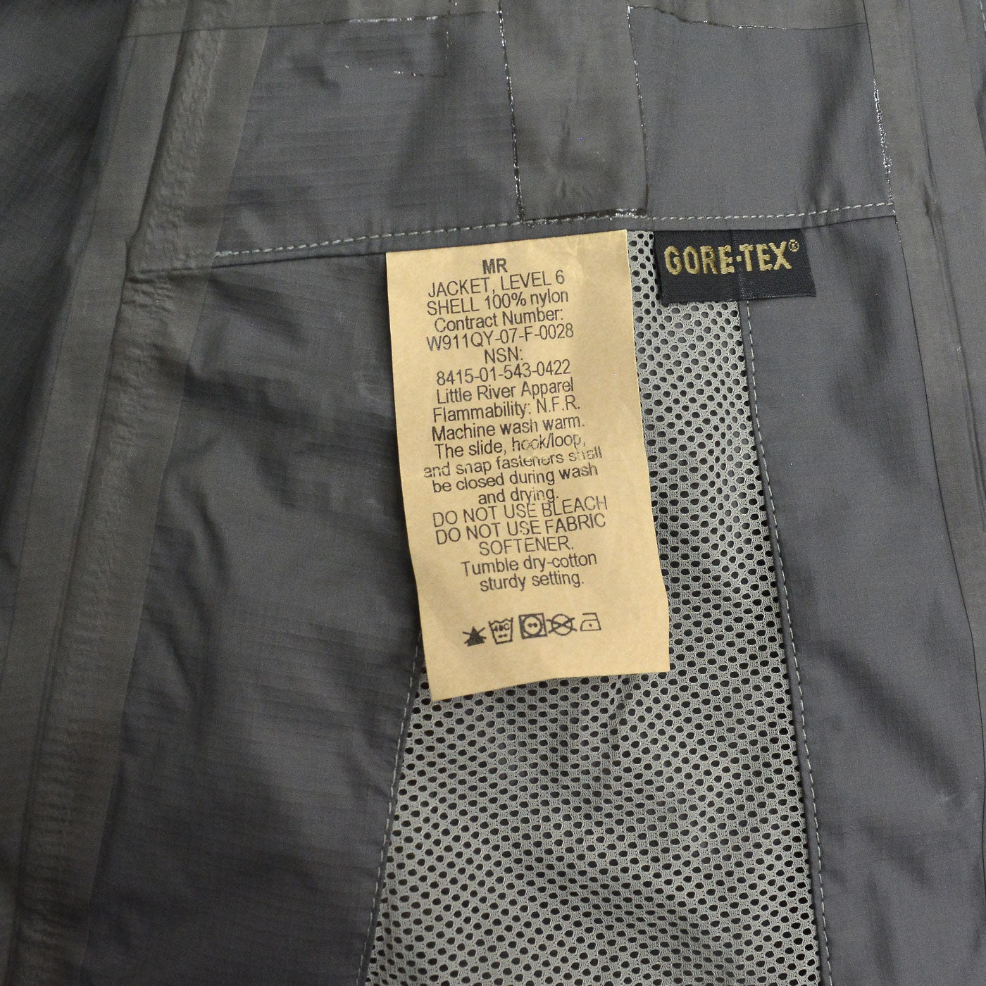 DEADSTOCK PATAGONIA PCU LEVEL6 GRE-TEX JACKET ... MR