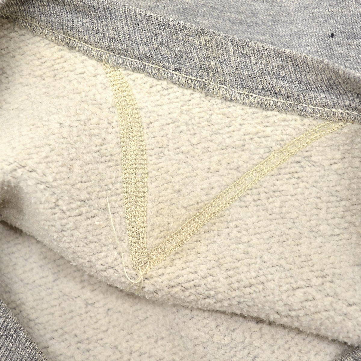 ~1970's RUSSELL FRONT-V BLANK SWEAT SHIRT ... L